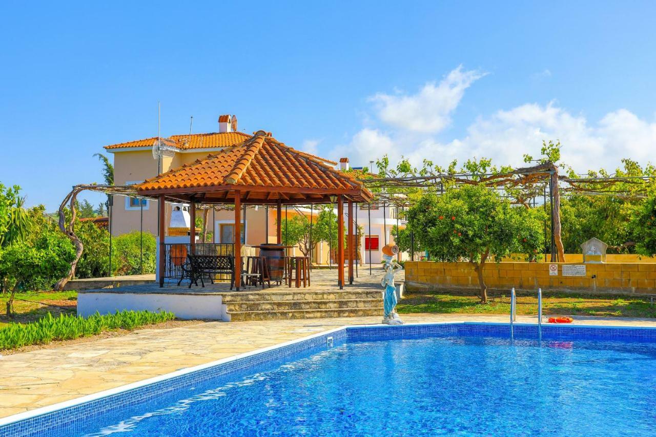 Villa Athina Finiki Polis Eksteriør billede