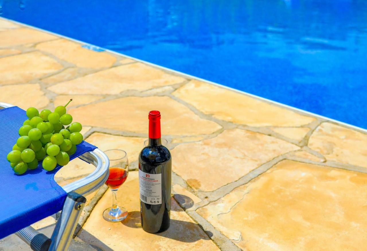 Villa Athina Finiki Polis Eksteriør billede